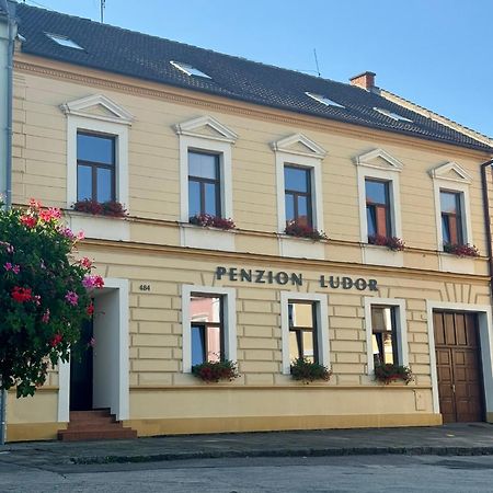 Penzion Ludor Strážnice Εξωτερικό φωτογραφία