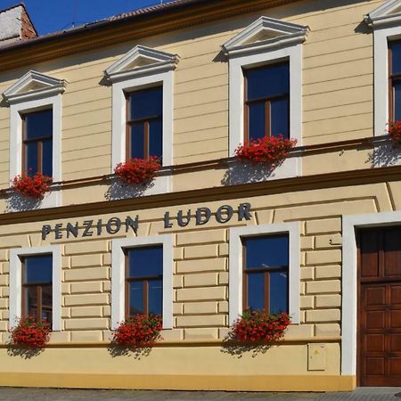 Penzion Ludor Strážnice Εξωτερικό φωτογραφία